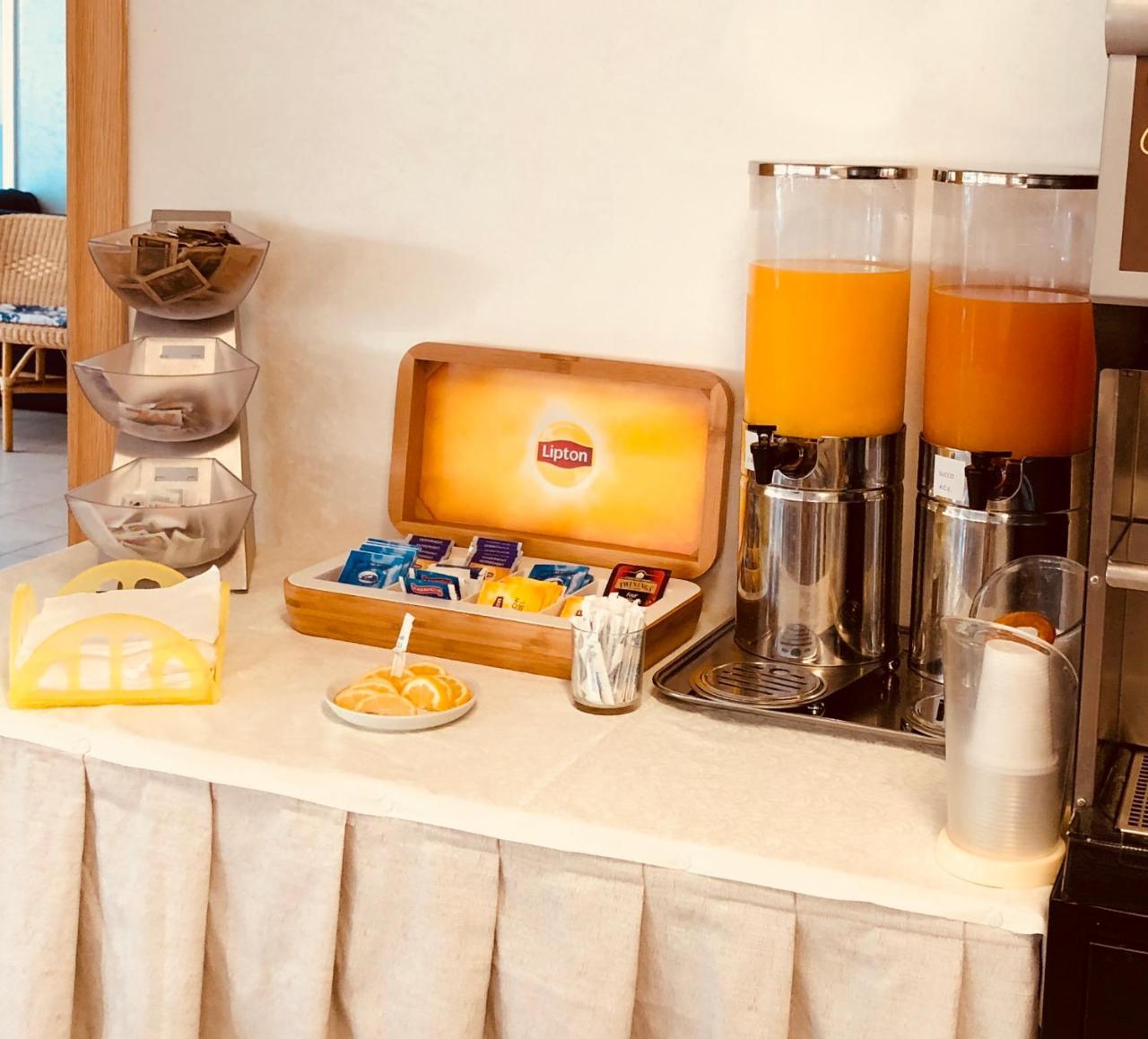 Hotel Canasta Riccione Eksteriør bilde